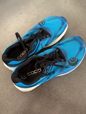 Topo Athletic Men’s Blue Mesh Running Shoes